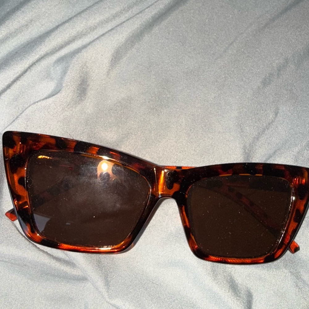 Tortoiseshell Cat-Eye Sunglasses